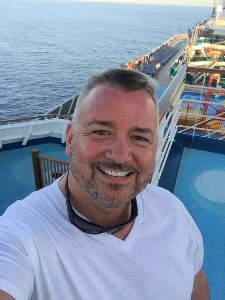 <h1><strong>Even Her Touch Doesn't Work? These Men Fixed It</strong></h1>